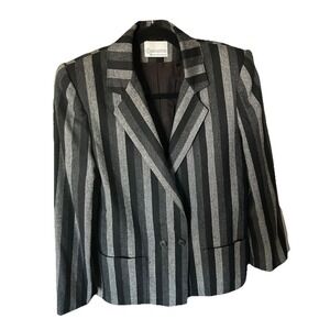 Womens vintage made in USA black & gray blazer Coat padded shoulders buisness